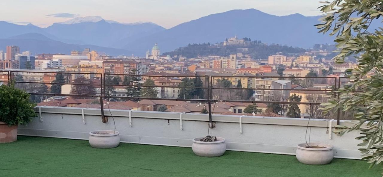 Attico Sky Garden Apartment Brescia Luaran gambar